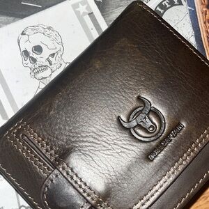 🐂 🕶️ 🐂• ⚫️ BullCaptain x Simple Lux Vibes ⚫️• 🐂🕶️